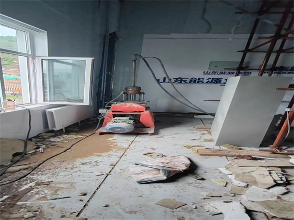 三穗地基基础下沉墙体裂缝加固注浆顶升施工